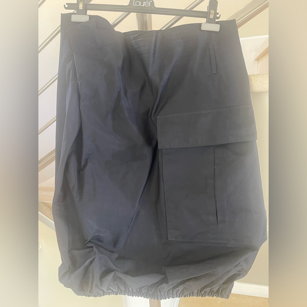 Vintage 90’s Gucci by Tom Ford Bubble Hem black Skirt